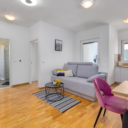 Apartment Roni + Besplatan Parking ซาดาร์ ภายนอก รูปภาพ