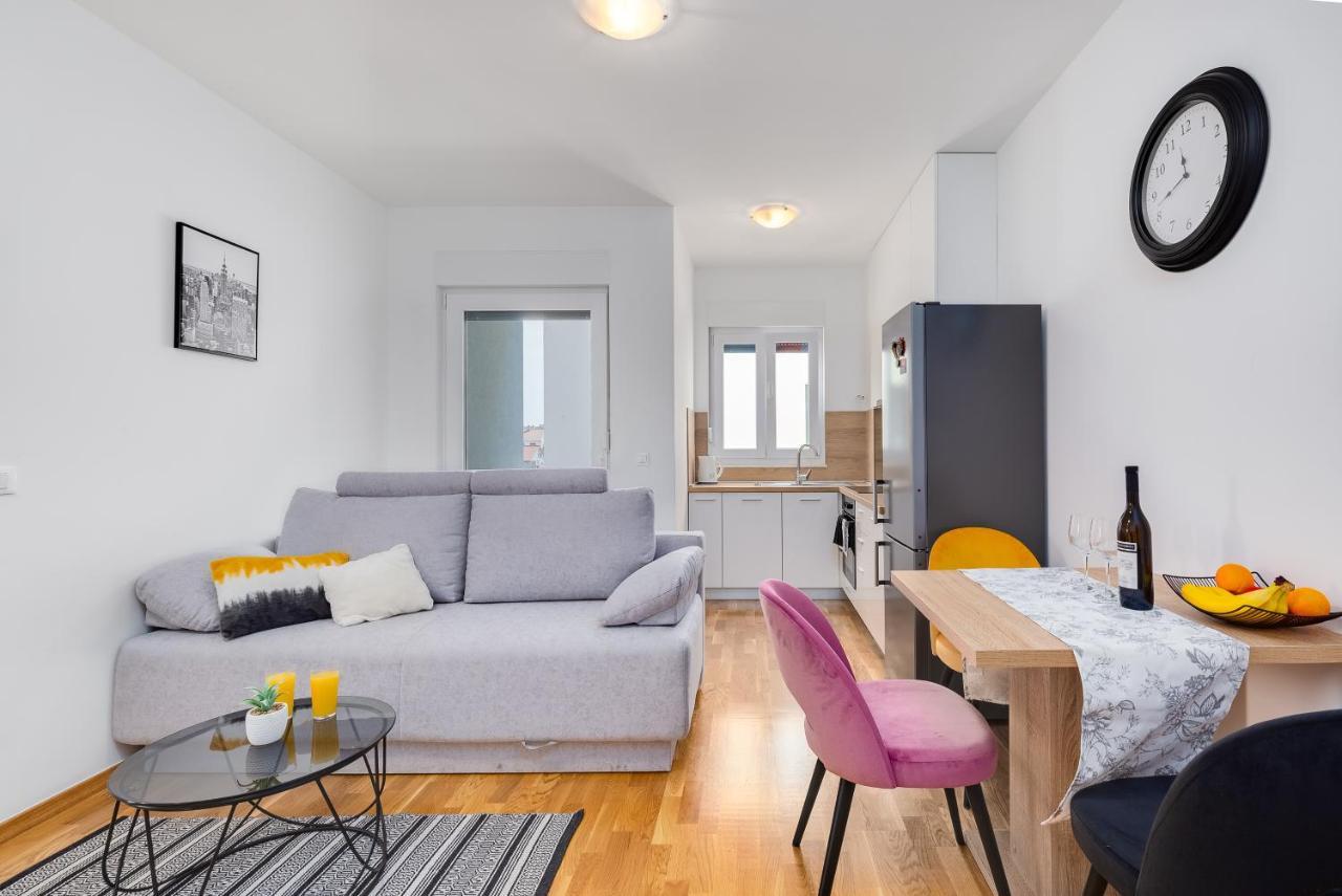 Apartment Roni + Besplatan Parking ซาดาร์ ภายนอก รูปภาพ