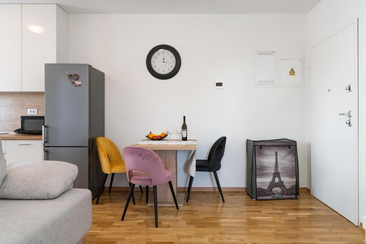 Apartment Roni + Besplatan Parking ซาดาร์ ภายนอก รูปภาพ